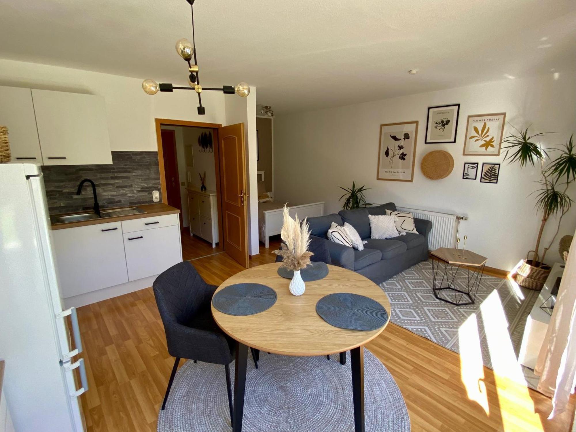 Stilvolles Appartement Jena Esterno foto
